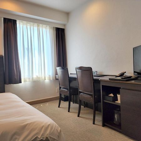 Platon Hotel Yokkaichi Esterno foto