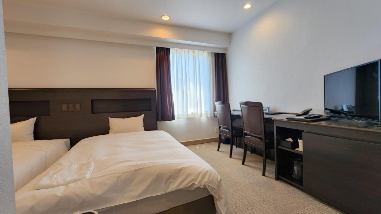 Platon Hotel Yokkaichi Esterno foto
