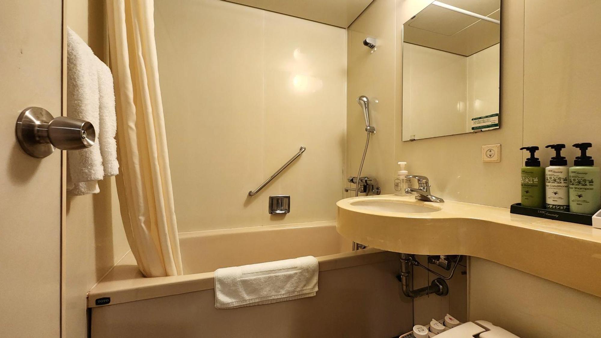 Platon Hotel Yokkaichi Esterno foto